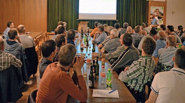 Nach der Hauptversammlung liessen sich die Anwesenden zum Thema Rechte der Grundeigentümer bei Planungsprozessen informieren.