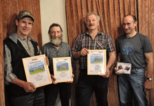 Sigfried Fischli, Ernst Schmid, Willi Pianta und Beat Elmer wurden für die Leistung ihrer Tiere geehrt.