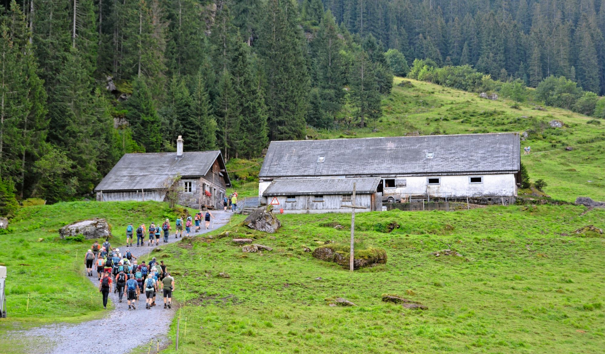 Der erste Halt war oberhalb der Untersässhütte der Alp Mornen.