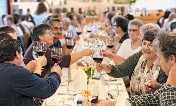 In Kirchberg fand die Ehrung für 20 Jahre «Gute Milch» statt. Bilder: zVg.